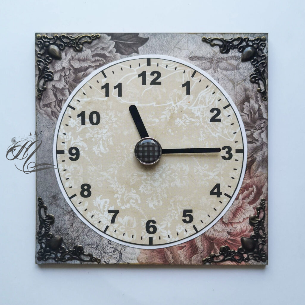 Secret Garden parking clock by Maria Lillepruun