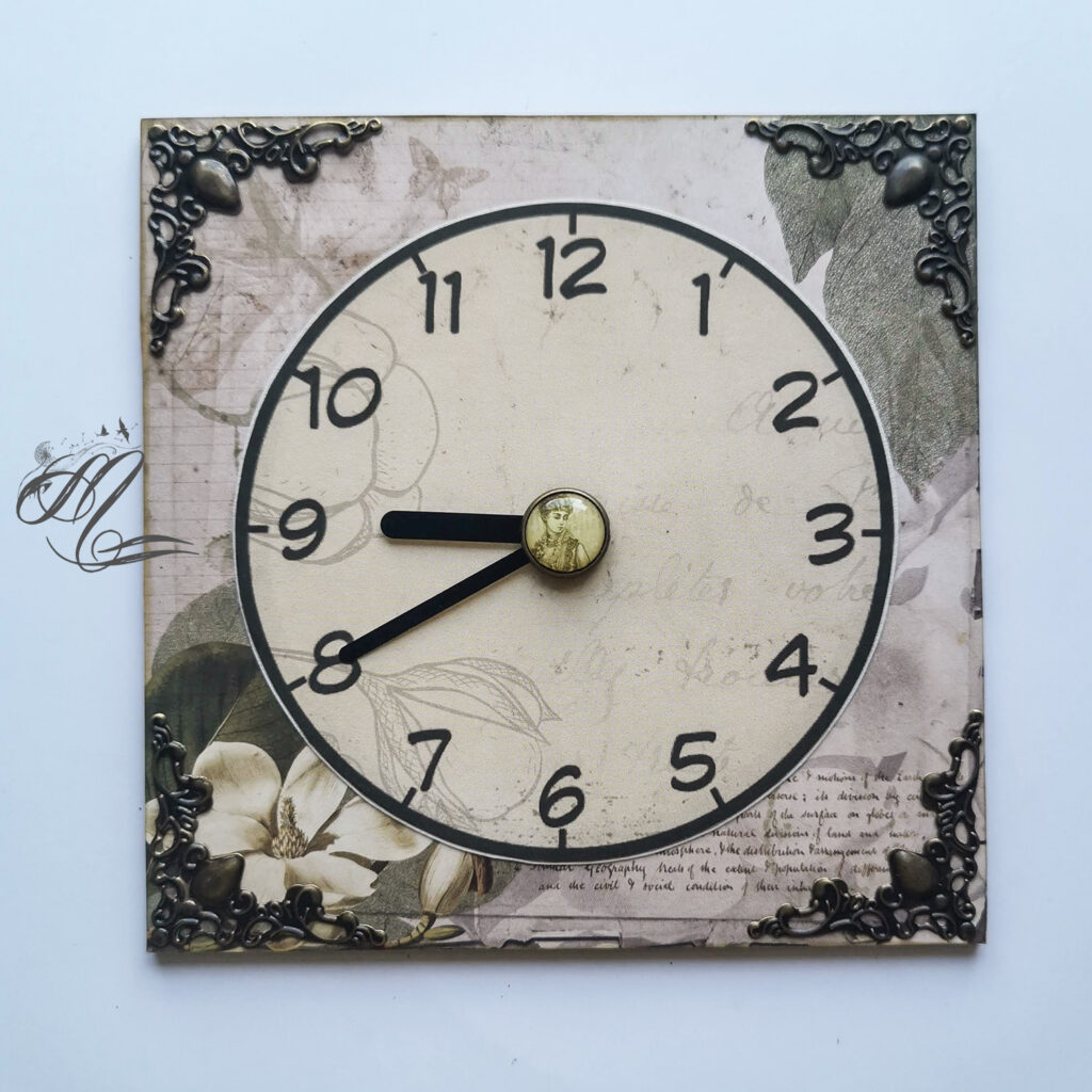 Secret Garden parking clock by Maria Lillepruun