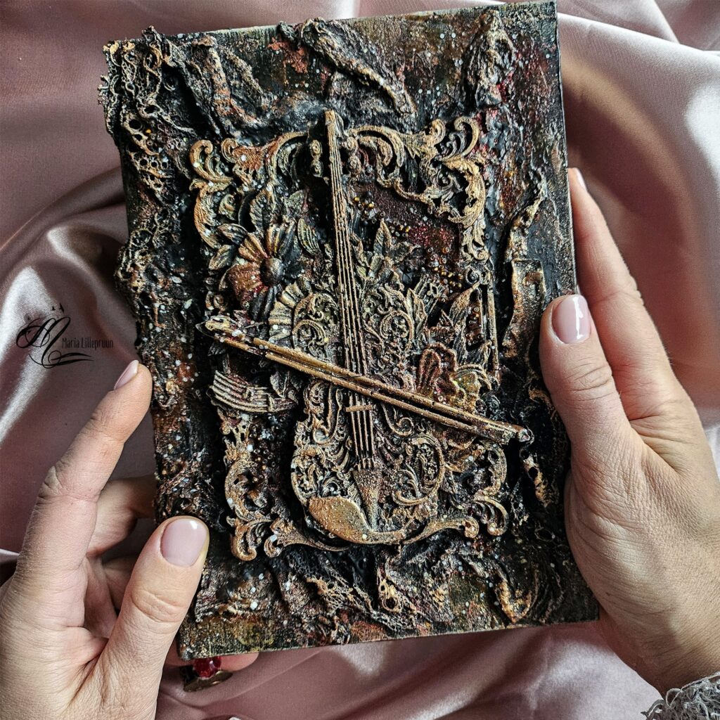 Bronze Violin by Maria Lillepruun