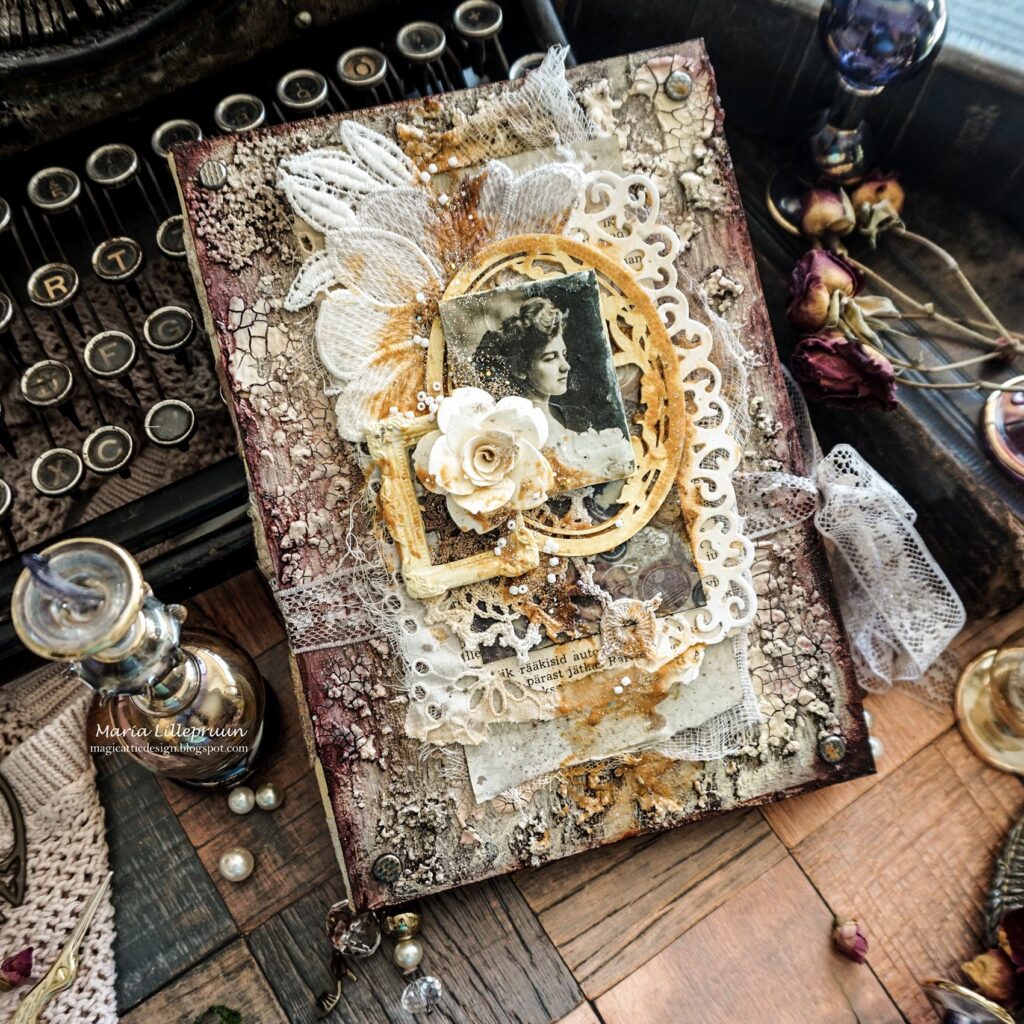 Memories in Lace by Maria Lillepruun